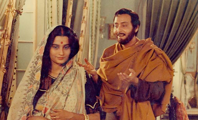 The Home and The World (Ray, 1984)