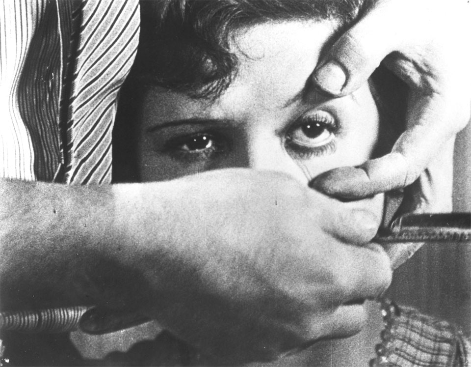 Un Chien Andalou (Bunuel, 1929)