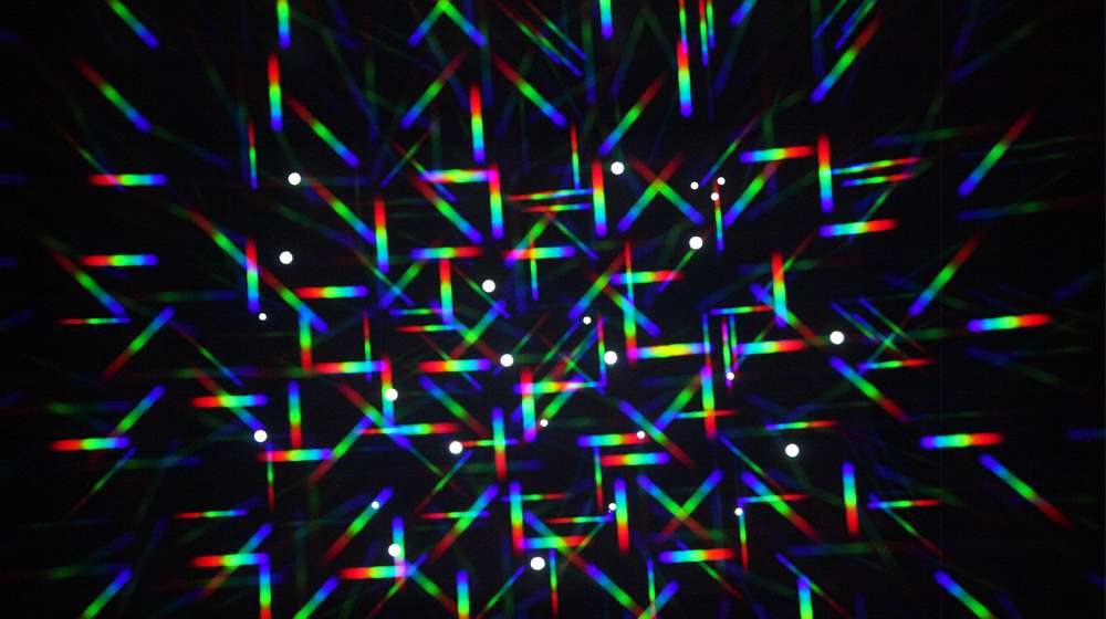 Let Your Light Shine (Jodie Mack, 2013)