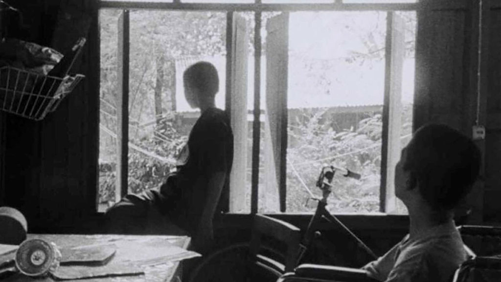 Mysterious Object at Noon (Apitchatpong Weerasethakul, 2000)