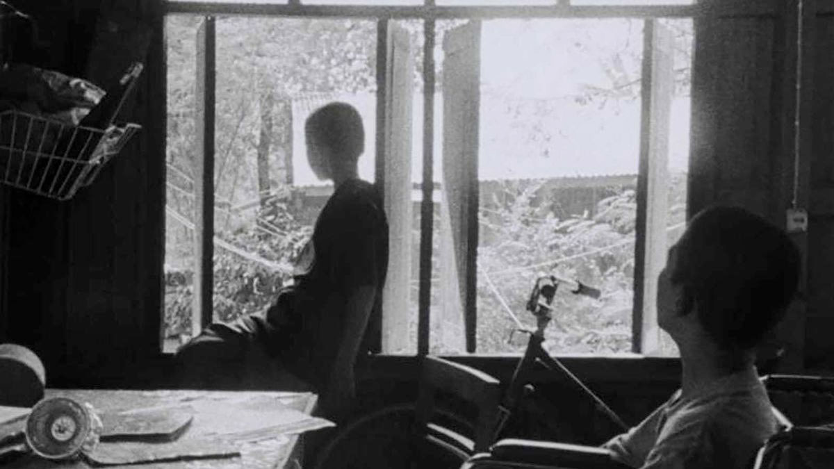 Mysterious Object at Noon (Apitchatpong Weerasethakul, 2000)