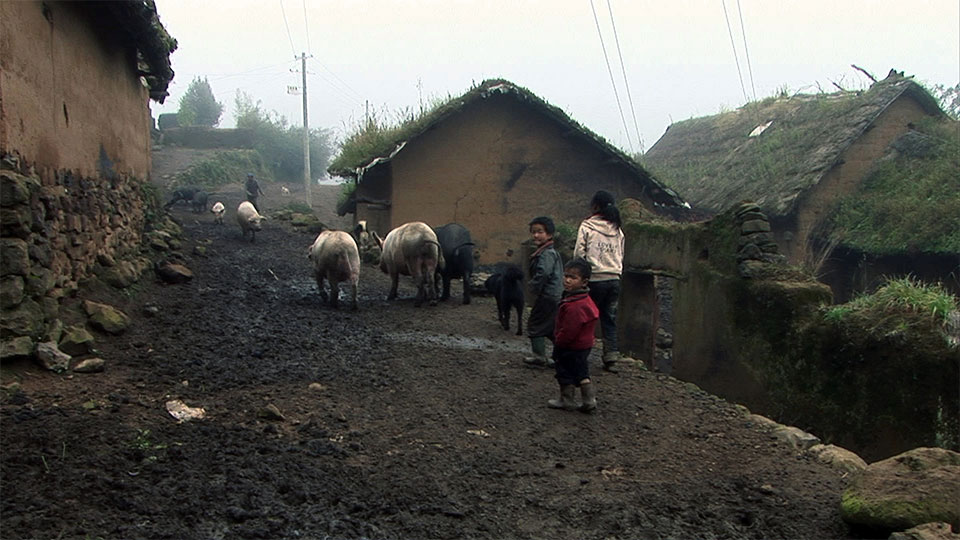 Three Sisters (Wang Bing, 2012)